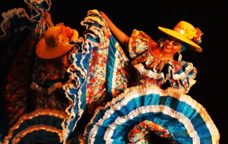 Refleja Coahuila identidad cultural en danza y teatro durante FIC 49