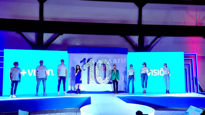 +Vision celebra 10 años en México presentando gran colección