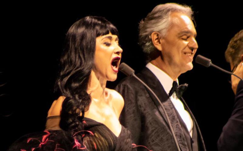 Andrea Bocelli y Susana Zabaleta derrochan talento en la CDMX