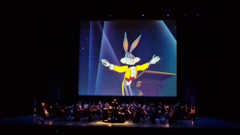 Bugs Bunny lleva la batuta de la orquesta en el Auditorio Nacional 