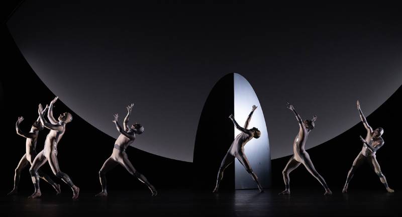 Jean-Christophe Maillot cuestiona entre los movimientos del ballet el amor en tiempos modernos