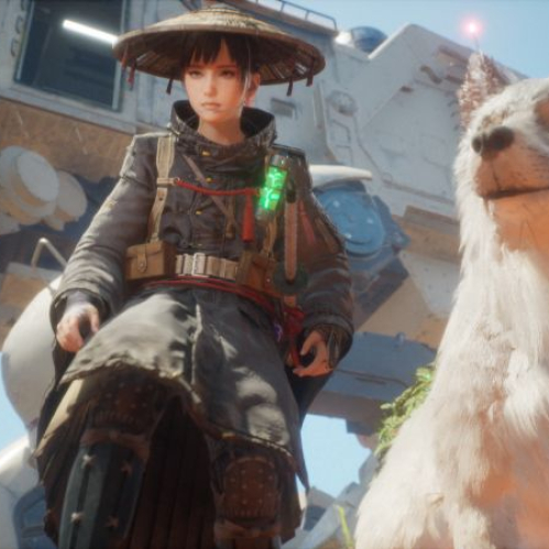 Captura de pantalla en contrapicado de Beast of Reincarnation. A la izquierda se observa a la protagonista Emma, vistiendo un sombrero de paja tradicional, abrigo oscuro de viaje con tubos verdes brillantes y una katana en la cintura. A su derecha se encuentra Koo, un perro grande de pelaje blanco y tupido mirando hacia el frente. De fondo se aprecia una estructura mecánica o nave de color blanco bajo un cielo despejado.