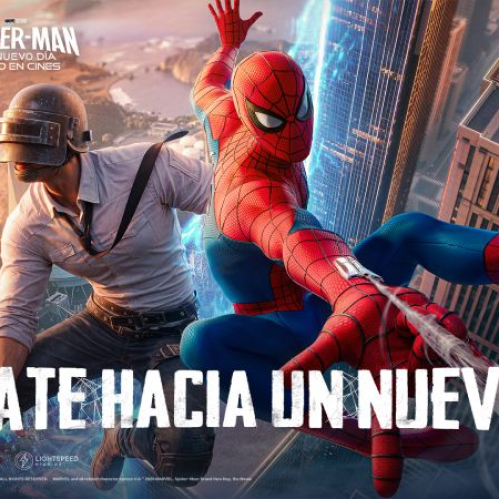 Arte promocional oficial de la colaboración entre PUBG MOBILE y la película Spider-Man: Un Nuevo Día. Muestra a Spider-Man en primer plano saltando hacia adelante mientras lanza una telaraña, junto a un combatiente de PUBG MOBILE con casco de nivel 3 y sarten. De fondo se aprecia una planta de energía y rascacielos iluminados por el sol con el texto impreso "Lánzate hacia un nuevo día".