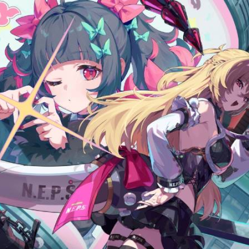 Ilustración de estilo anime con dos personajes femeninos en un entorno urbano futurista iluminado por neones, una de ellas armada con una guadaña y la otra observada a través de un dispositivo circular.