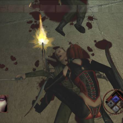 Dos personajes combaten cuerpo a cuerpo en un entorno oscuro, con armas de fuego, sangre en el suelo y una interfaz de juego visible en pantalla.