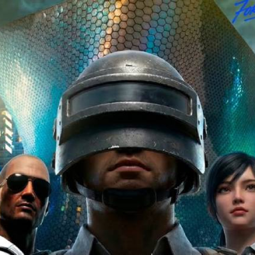 Tres personajes con estética futurista posan frente a una ciudad iluminada con tonos neón, evocando el estilo visual característico del universo PUBG Mobile.
