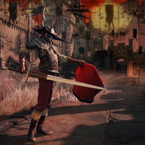 Captura de pantalla oficial de "ELDEN RING" centrada en un personaje ataviado con un conjunto de armadura estilizado con un sombrero de ala ancha y pluma, sosteniendo un mandoble y una capa o manto rojo contra un fondo de fortaleza medieval y un cielo rojizo.