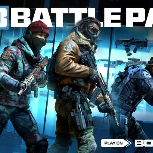 Tres operadores armados posan frente a un muro de armas, con estética táctica y el logotipo de la Temporada 3 del Pase de Batalla.
