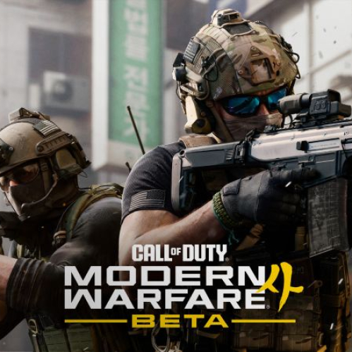 Arte promocional clave de la Beta de Call of Duty: Modern Warfare 4 que muestra a dos operadores tácticos equipados con rifles de asalto y cascos militares en un entorno urbano.