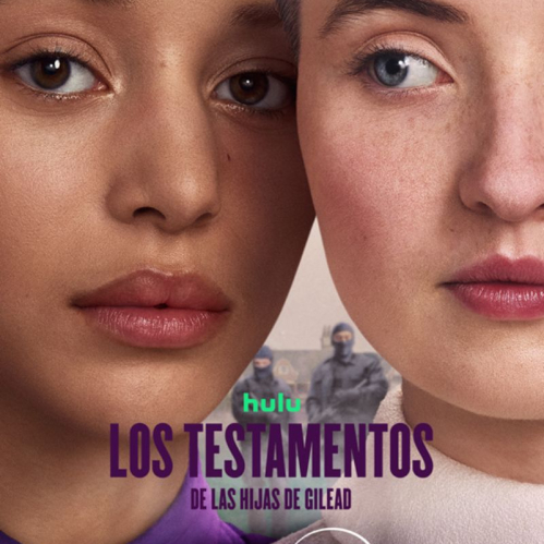 Póster promocional con dos rostros en primer plano, divididos simétricamente. Detrás se distinguen figuras uniformadas en un ambiente que sugiere un régimen autoritario. Incluye créditos, fecha de estreno y logotipos de la plataforma.