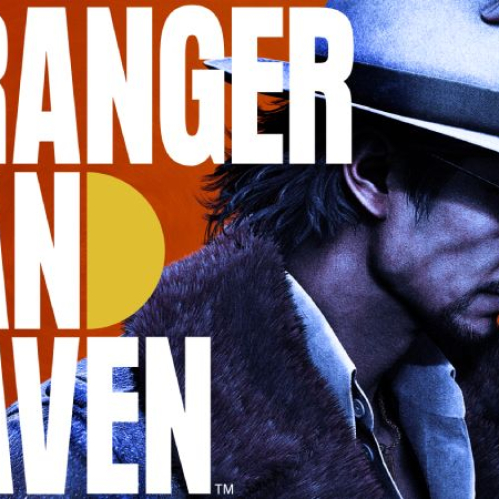 Arte promocional oficial de Stranger Than Heaven mostrando el título en grandes letras blancas junto a un hombre vistiendo sombrero fedora y abrigo con cuello de piel.