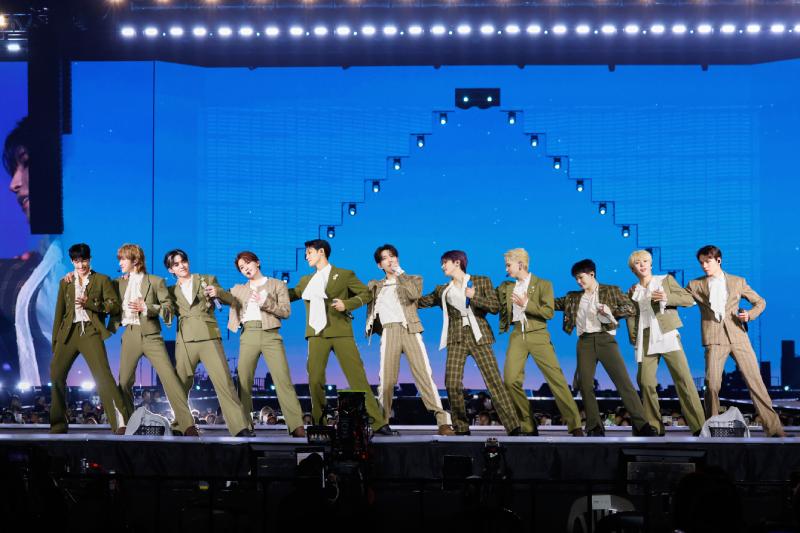 SEVENTEEN lleva su [RIGHT HERE] WORLD TOUR a la pantalla grande con Cinépolis