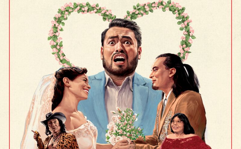 Ilustración publicitaria en formato vertical del póster oficial de la película "A Toda Madre". Al centro destaca la figura de Hugo "El Cojo Feliz" con rostro de sorpresa sosteniendo un ramo de flores blancas dentro de un corazón formado por guirnaldas rosa. A la izquierda se observa a Lourdes Echevarría vestida de novia y a la derecha a Ricardo Pérez con traje color mostaza. Alrededor aparecen caricaturizados y pintados Adal Ramones, Jesús Ochoa y otros integrantes del elenco sobre un fondo crema con los logotipos de Cinépolis y +QUE CINE en la parte inferior.