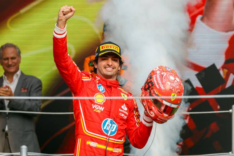 Carlos Sainz gana el Gran Premio de México 2024 ante récord de asistencia