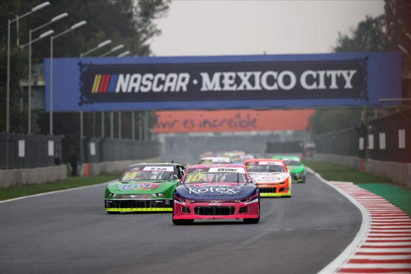 NASCAR hace historia en CDMX con récord y sabor mexicano