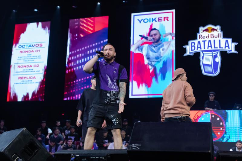 El escenario está listo para la Batalla nacional de freestyle