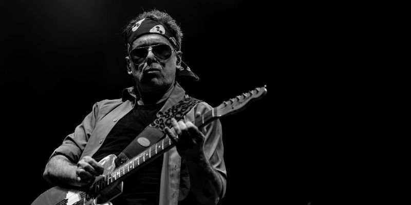 Andrés Calamaro regresa a México en noviembre con su gira “Calamaro como Cantor”