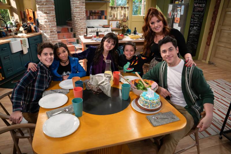 Los Hechiceros de Waverly Place regresan: ¡Justin Russo vuelve a hacer magia! 