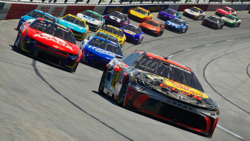 NASCAR 25 llega a PC con nuevo DLC en camino