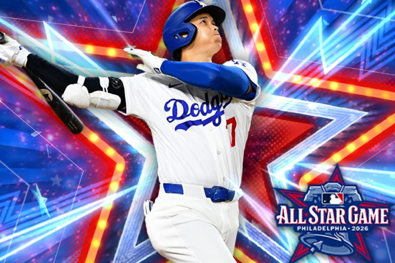 Ilustración digital y promocional del videojuego eBaseball: MLB PRO SPIRIT que presenta al beisbolista Shohei Ohtani de los Dodgers de Los Ángeles con su uniforme blanco y azul, sosteniendo un bate de béisbol con ambas manos en plena pose de bateo tras realizar un swing. Su rostro muestra concentración mirando hacia el cielo. El fondo de la imagen es vibrante y estilizado con luces de neón en tonos azul y rojo que forman estrellas brillantes. En la esquina inferior derecha se aprecia el logotipo oficial del All-Star Game Philadelphia 2026 sobre una campana de la libertad azul.