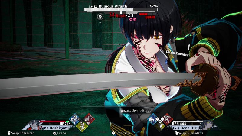 Escena de combate de “Qliphah in Providence’s Shadow” Captura de combate de un videojuego con personajes de estilo anime enfrentándose a un enemigo en un entorno interior.