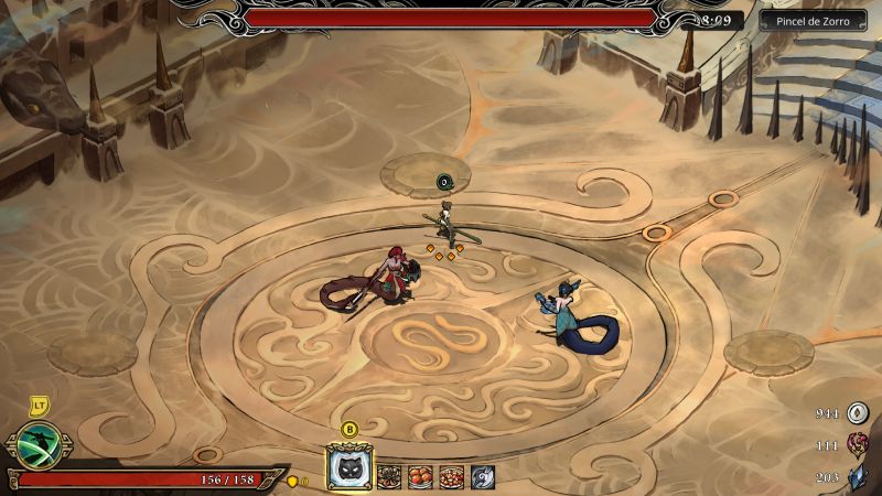 Dos figuras serpentinas enfrentando al jugador en arena circular.