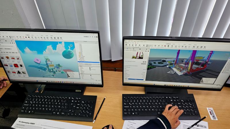 Expedición Roblox llega a México para enseñar desarrollo de videojuegos a jóvenes estudiantes