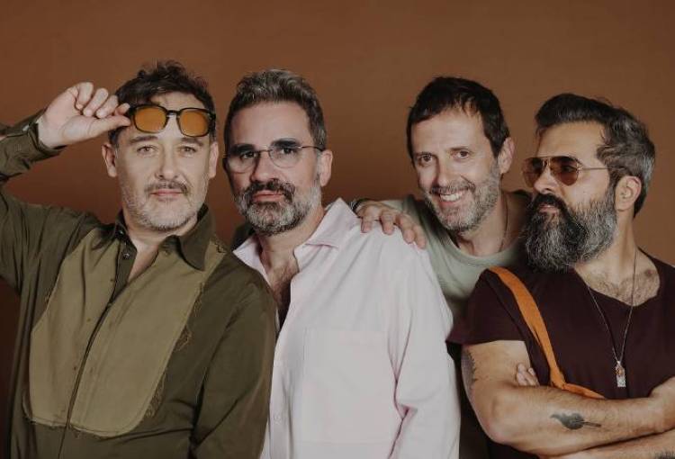 Love of Lesbian ofrecerá un íntimo concierto en el Lunario del Auditorio Nacional