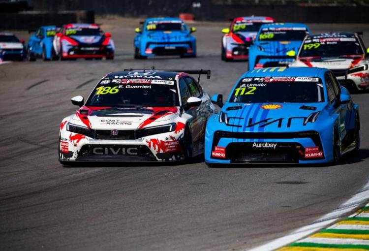 FIA TCR World Tour 2025 llega a México con 15 pilotos nacionales 