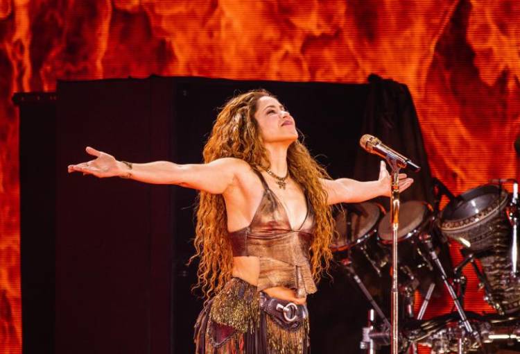 Shakira abre su gira en México con un espectacular show en Monterrey