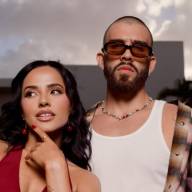 BECKY G lanza “QUE HACES” junto a Manuel Turizo