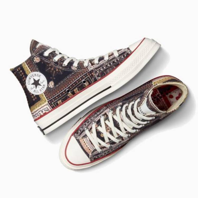 Reinventan el chuck 70 con estilo parisino y vibra bohemia 
