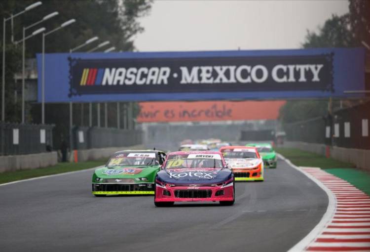 NASCAR hace historia en CDMX con récord y sabor mexicano